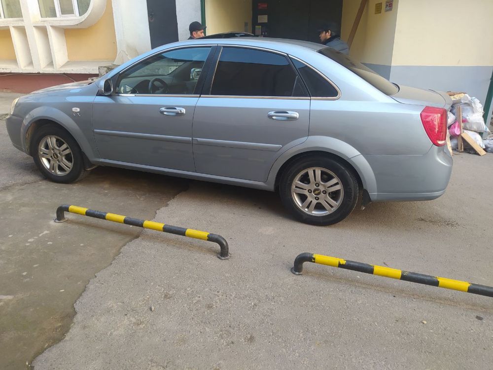 Lacetti 1.6   3 poziciya  2013