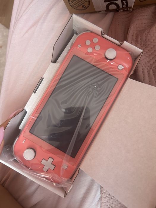 Nintendo Switch Lite - Coral