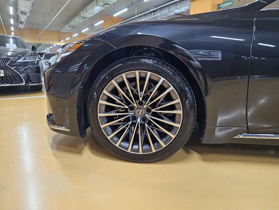 Lexus LS 3.5 Luxury AWD