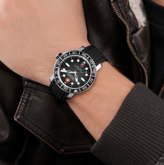 Vand Ceas Swiss Military Black Marlin