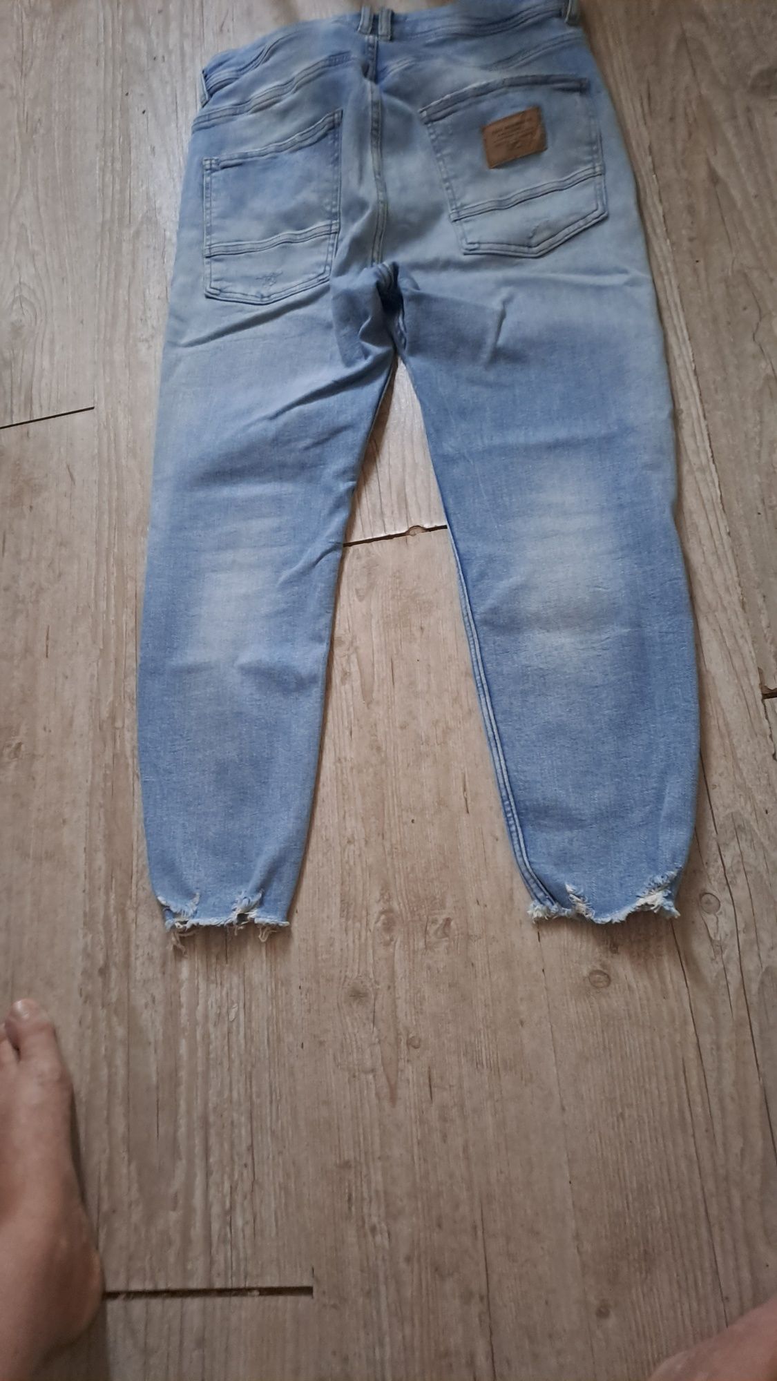 Мъжки дънки Zara, размер М/L, нови