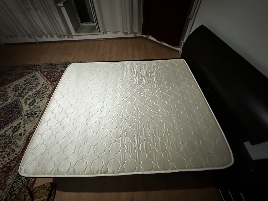 Продам Матрас 5000