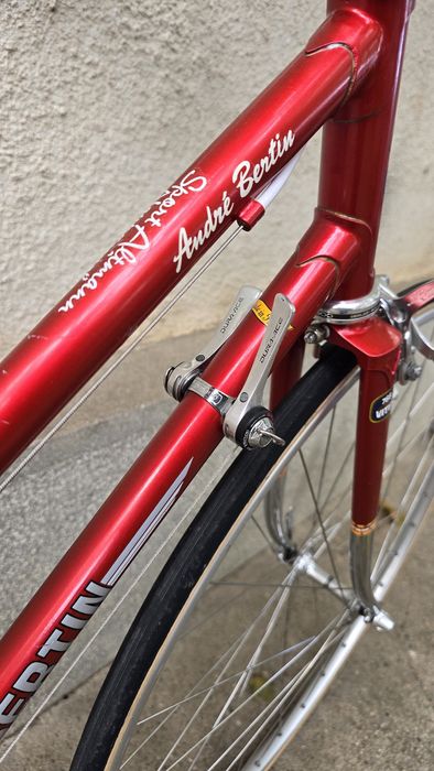 Vand bicicleta dame clasica restaurata