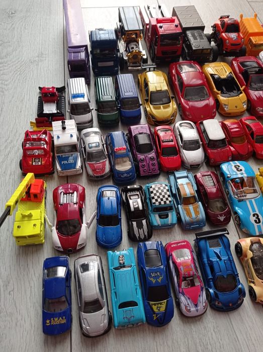 Lot mașinuțe metalice