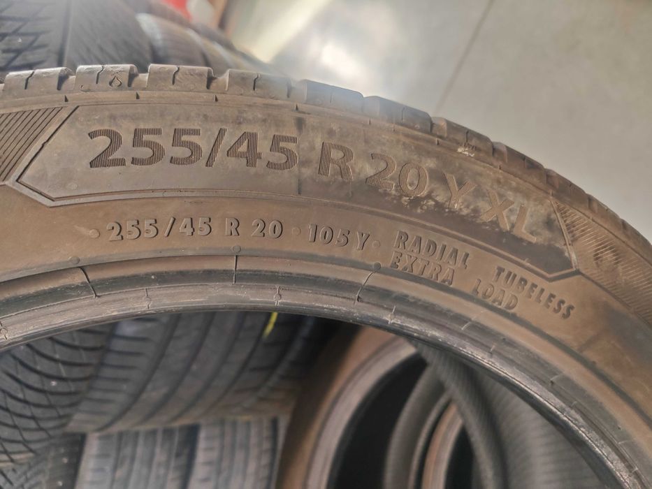 4бр.летни гуми 255/45/20 Barum