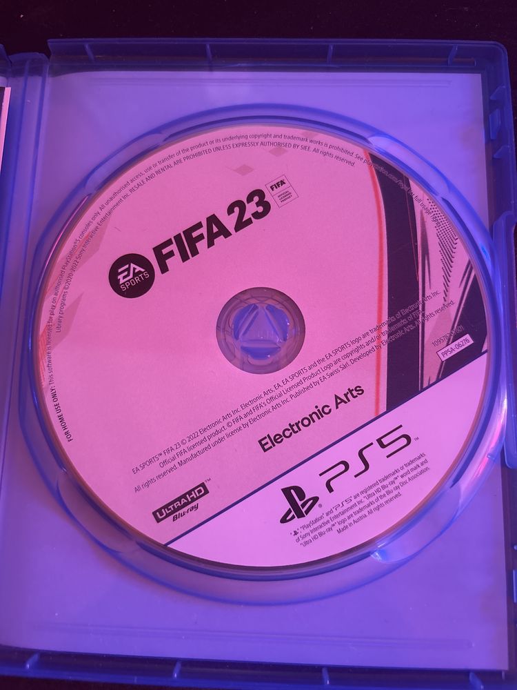 Продавам Fifa 23 за PS5
