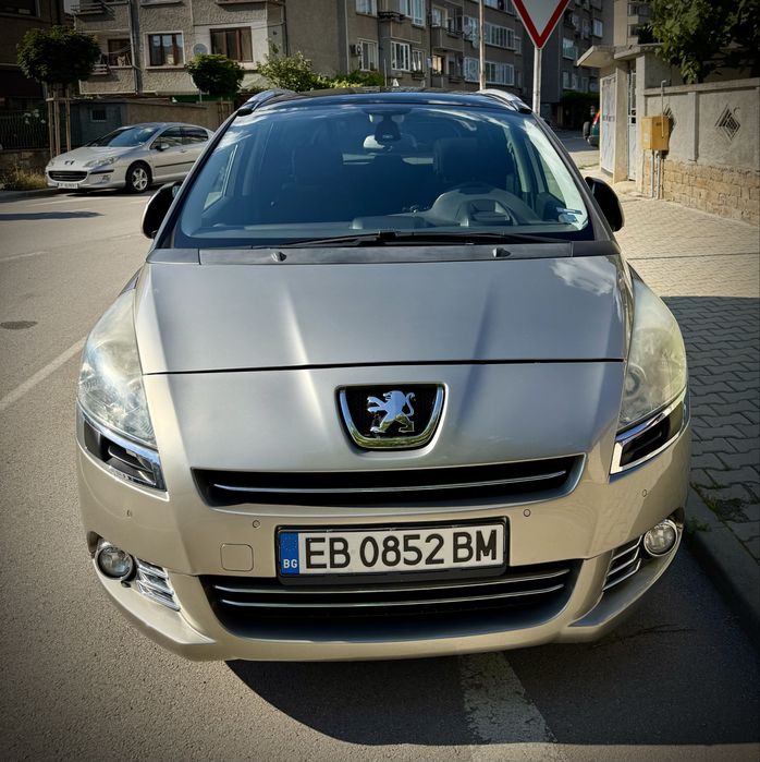 Peugeot 5008 2011г. 2.0 - 163 к.с.