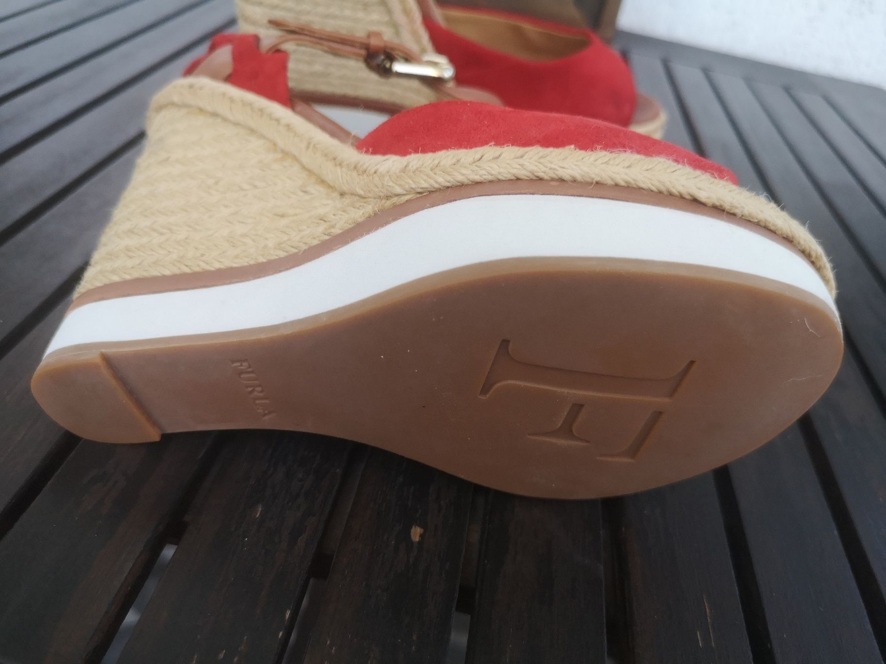 FURLA, оригинални сандали, номер 35