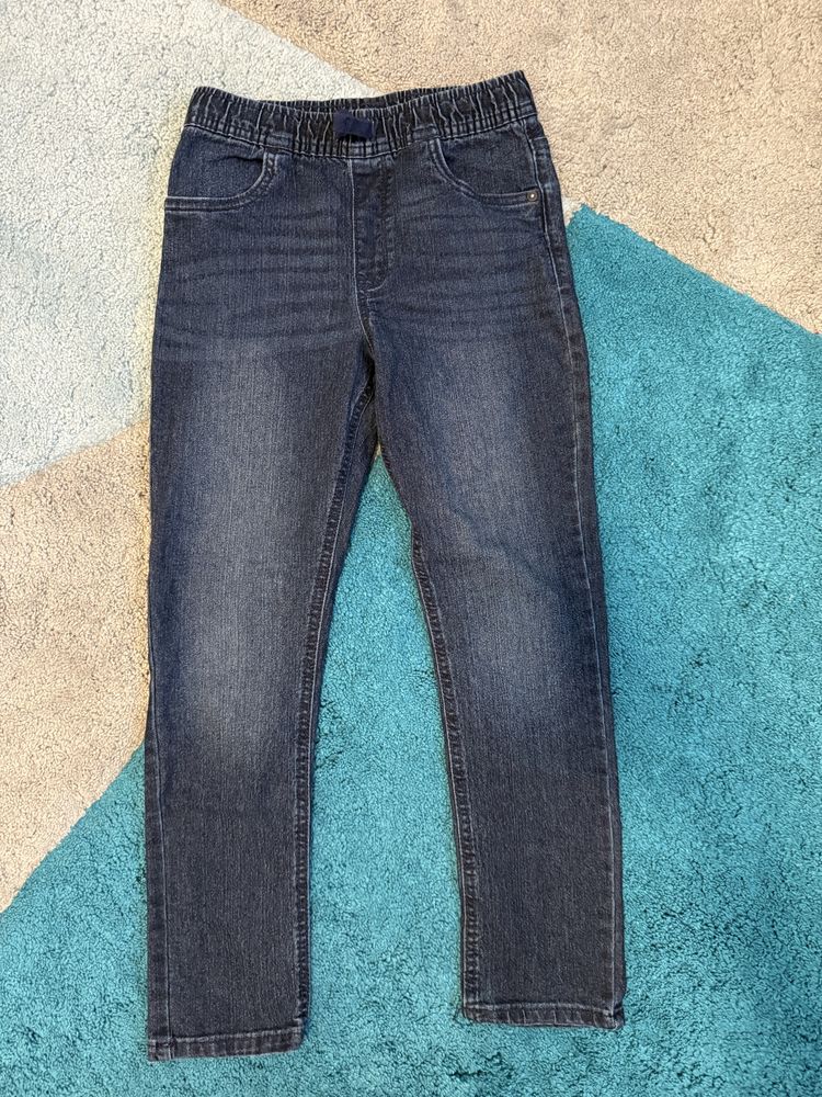 Дънки Tommy Hilfiger и Oshikosh, 8-10 години