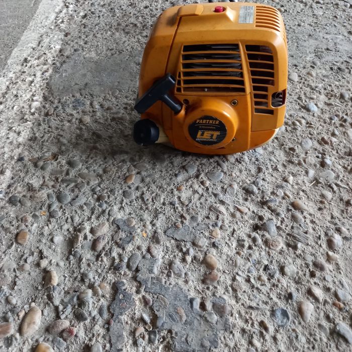 Motocoasa/Cositoare cu fir