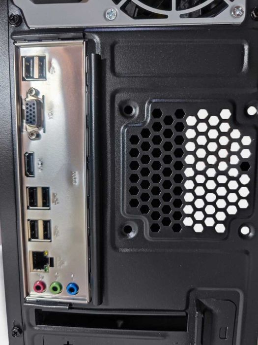 Продаётся Системный блок Intel(R) Core(TM) i3-4330 (в наличии 15 штук)