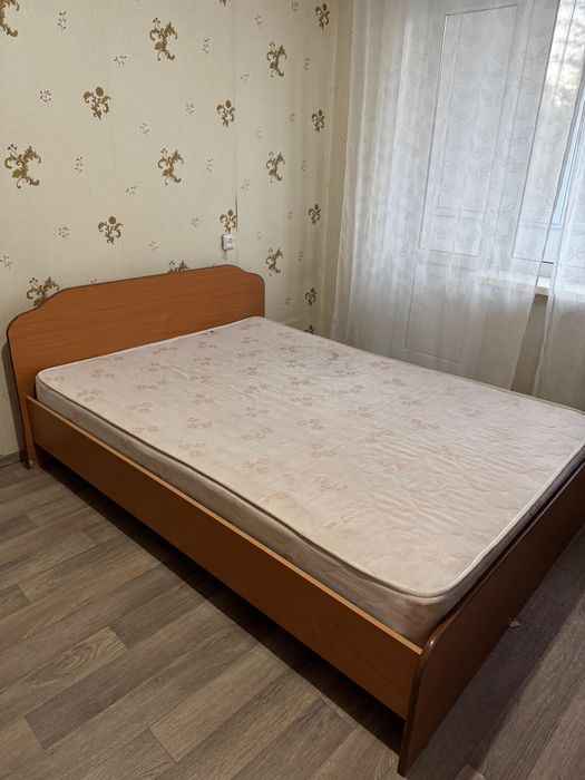 Продам кровать и шкаф