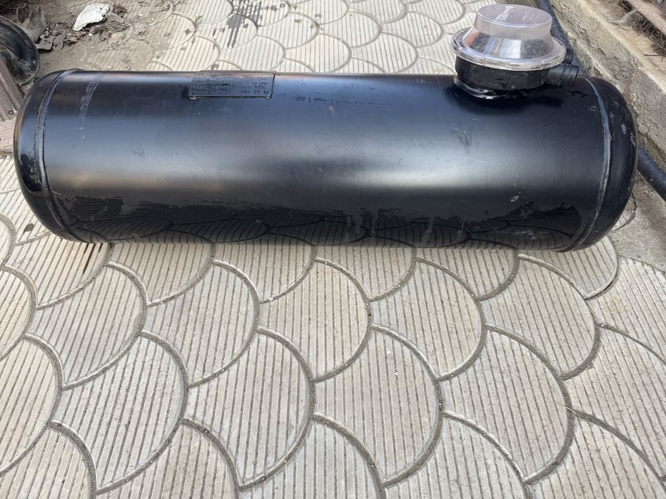 Продам автомобилный газовый балон 22.08.24 г выпуска