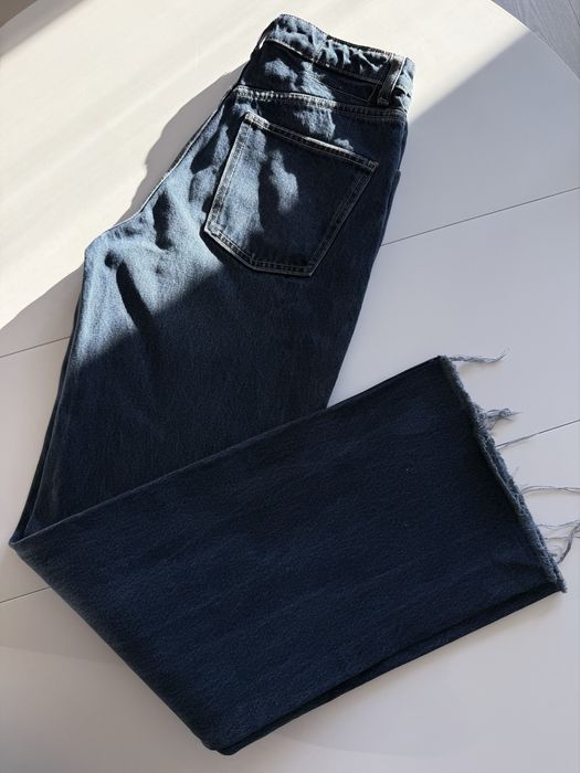 Дънки на марката ZARA