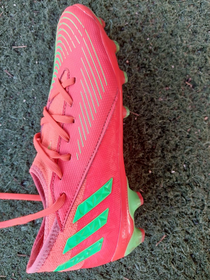 Ghete de fotbal adidas predator edge.3