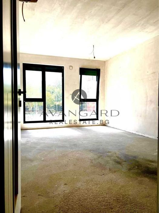 Продава се Двустаен апартамент в Пловдив, Център - 70 кв.м за 1827 €/кв.м - Снимка #2