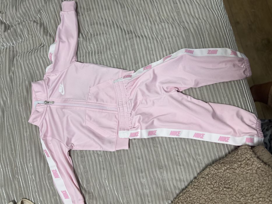 NIKE- детски анцунг