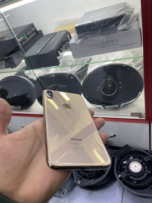 iPhone Xs Max 64Gb 79% batare