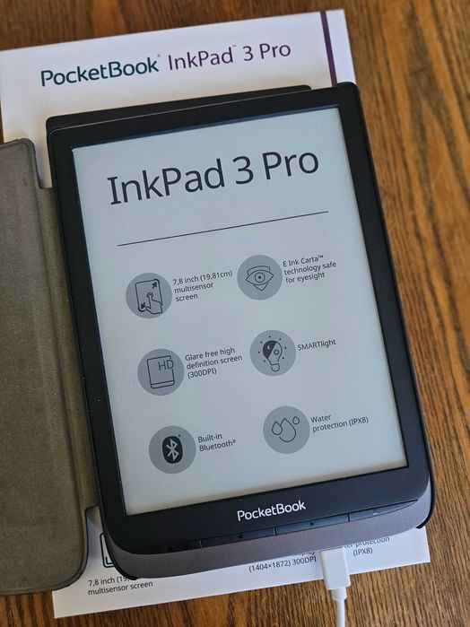 Електронна книга PocketBook InkPad 3 Pro  + 2 подаръчни калъфа
