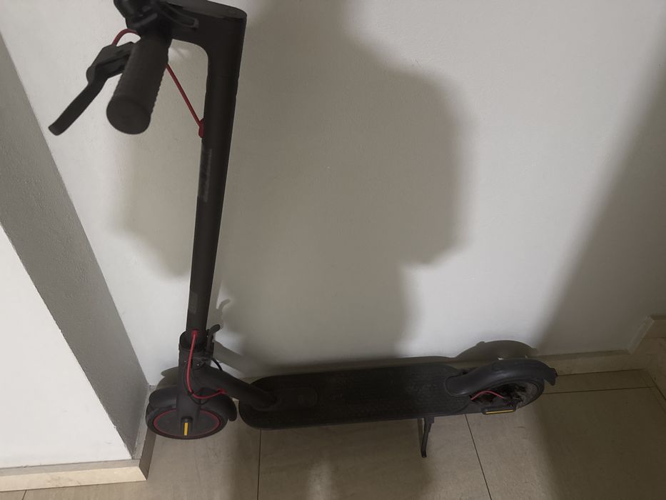 Trotinetă electrică xiaomi pro ca nouă