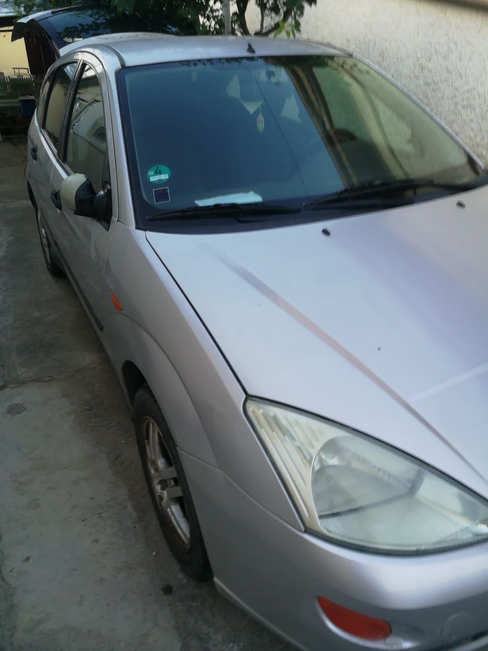 Vand ford focus, 1.6 benzina 2000 euro 4