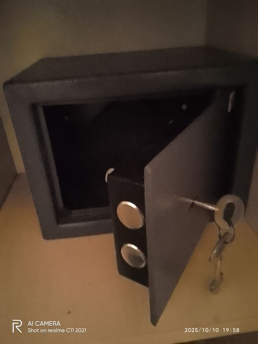 Сейфове с рамери 21/17/17