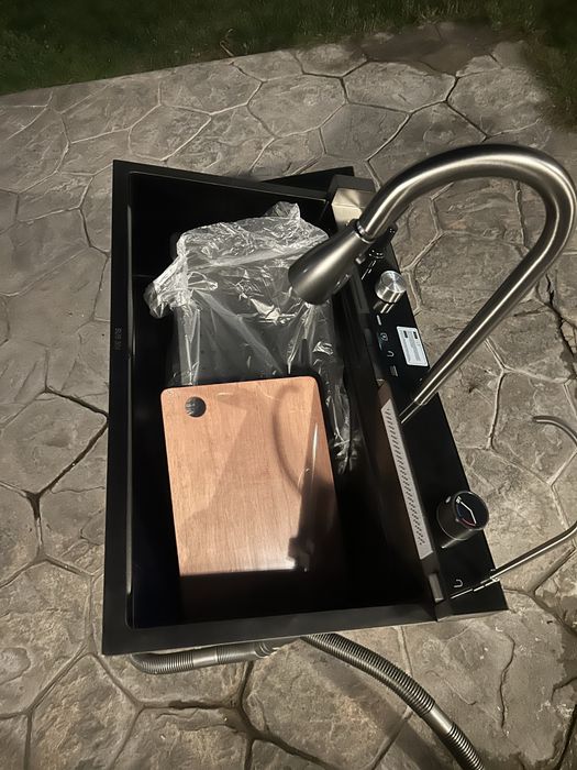 Vand chiuveta inteligenta