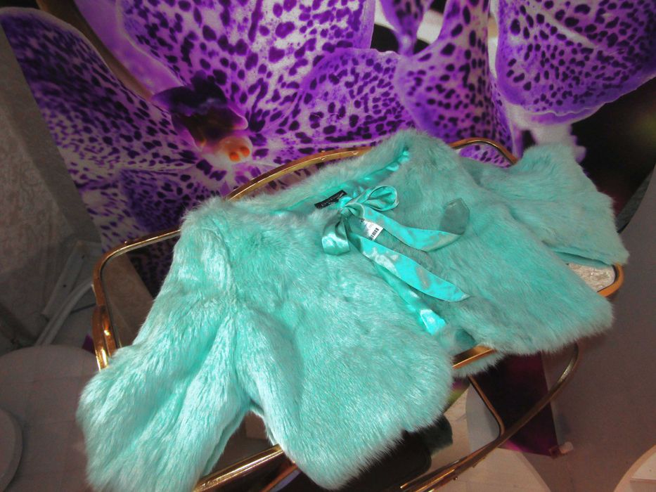 Пухкаво яке от естествена заешка кожа - Бранд Bebe