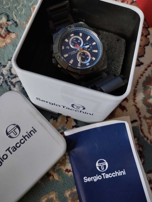 Продам часы, механические