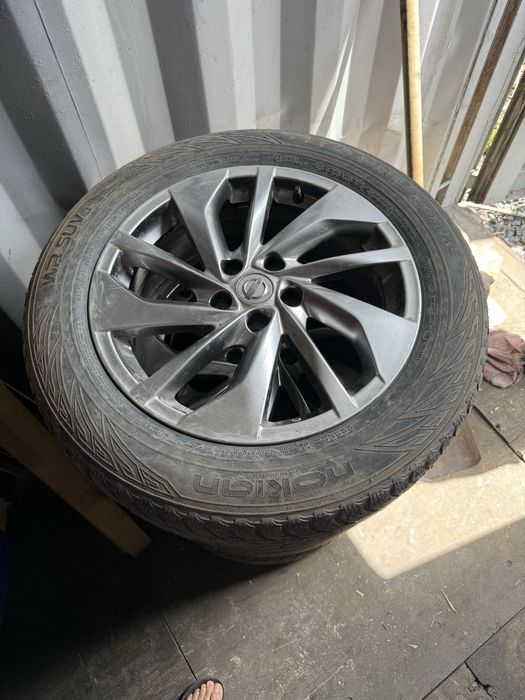 Диски с резиной NISSAN, R18