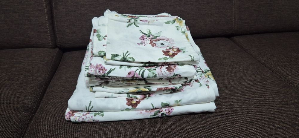 Draperii, fete de pernă si traverse Ikea