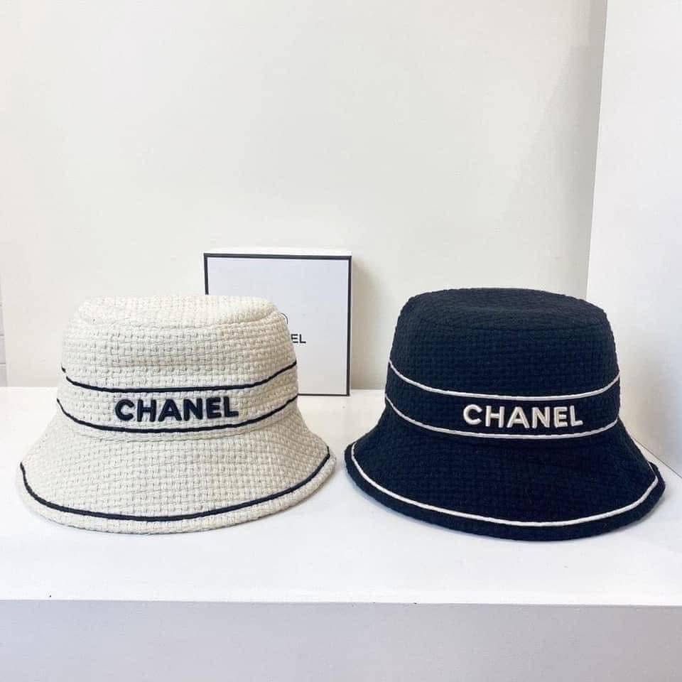 Шапки balenciaga dior gucci loewe chanel 2025