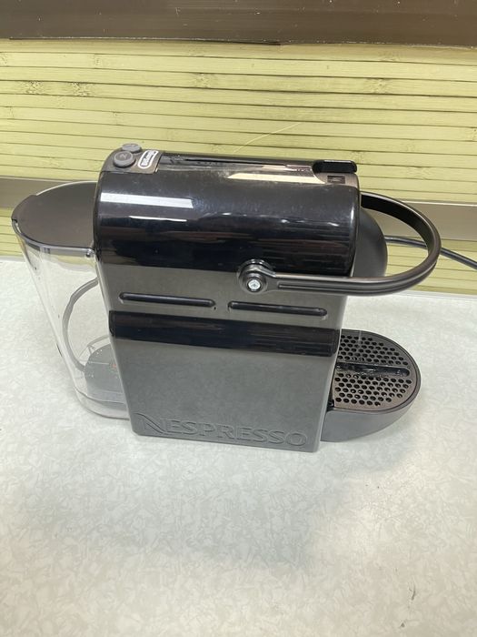 Кафемашина Nespresso inissia