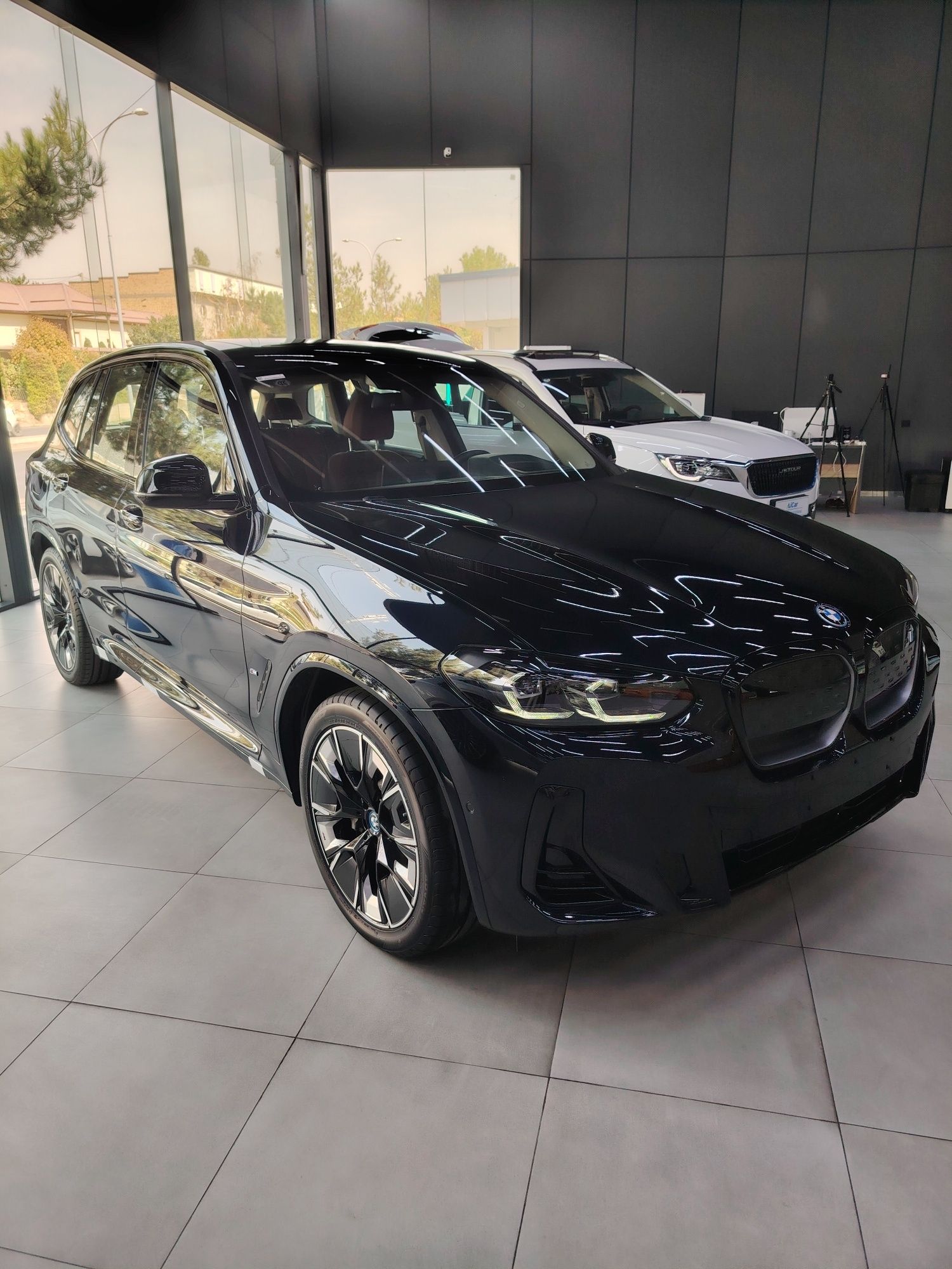 BMW IX3 2025 Yangi
