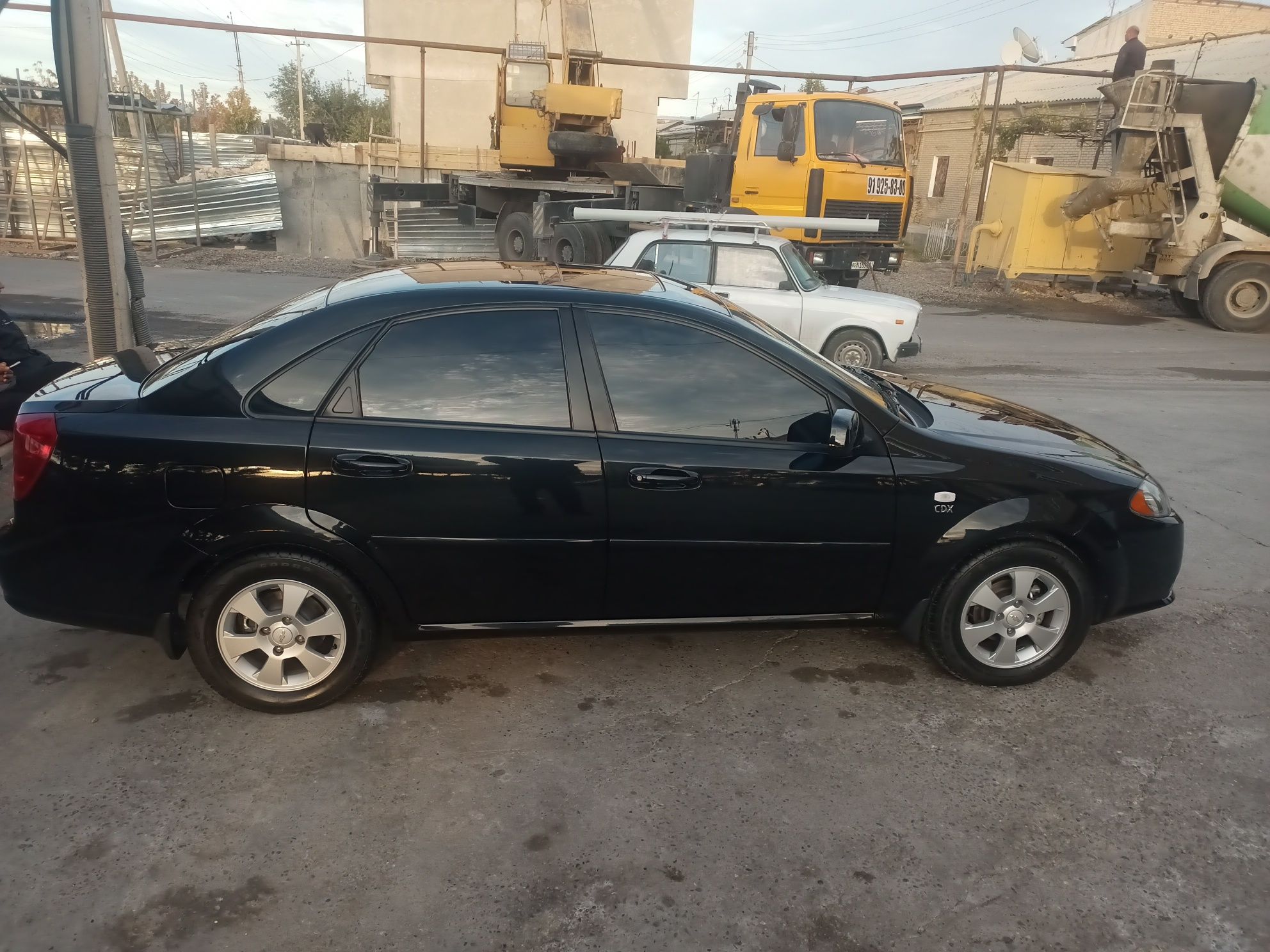 Продаётся gentra lacetti 3 позиция