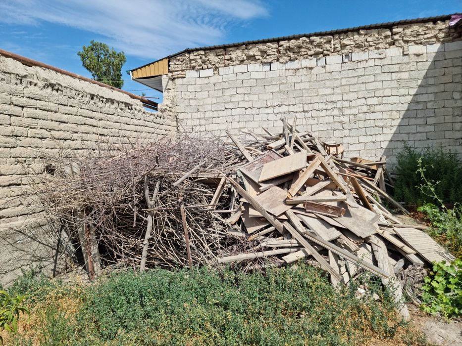 Сотилади Тахталар Харвасталик Чёрный Потолок ва Утин