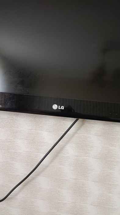Телевизор LG.продам
