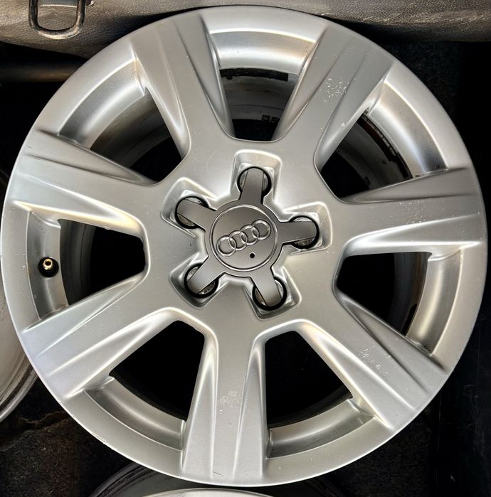 Оригинални алуминиеви джанти за Audi 5x112 16
