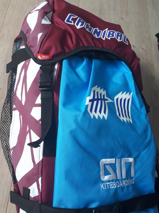 Кайт 13м + 9м + bar + кайт дъски + неопрени + board bag