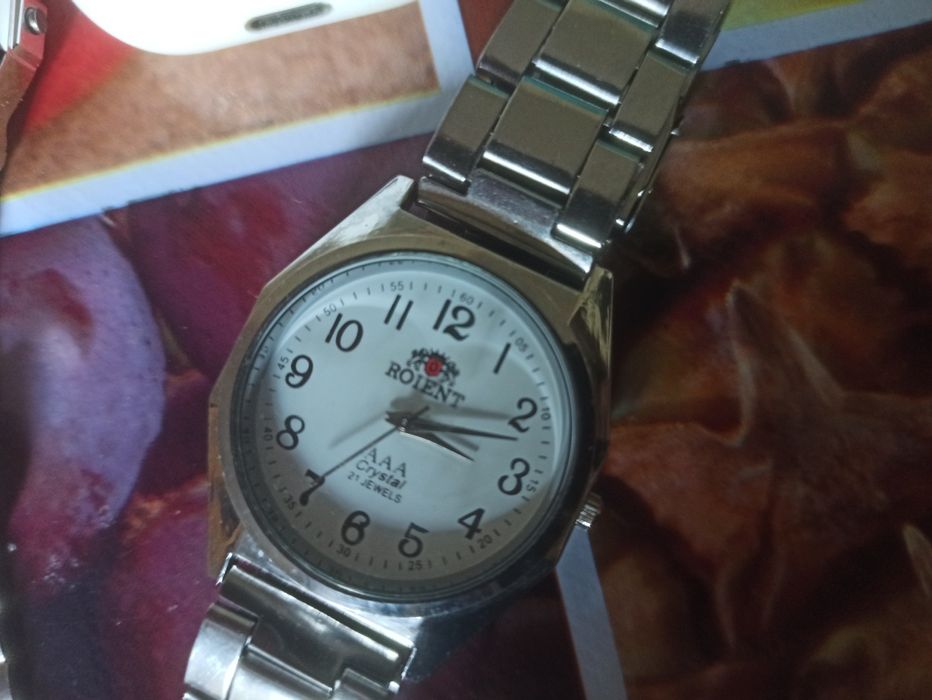 Soat va airpots arzonga beraman