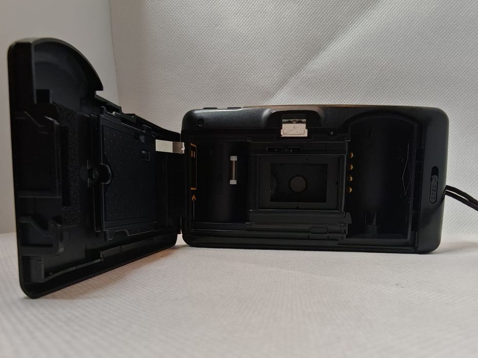 Aparat foto pe film Leica Mini 3 point and shoot