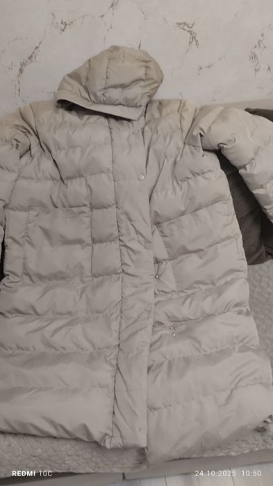 Продам куртку женскую