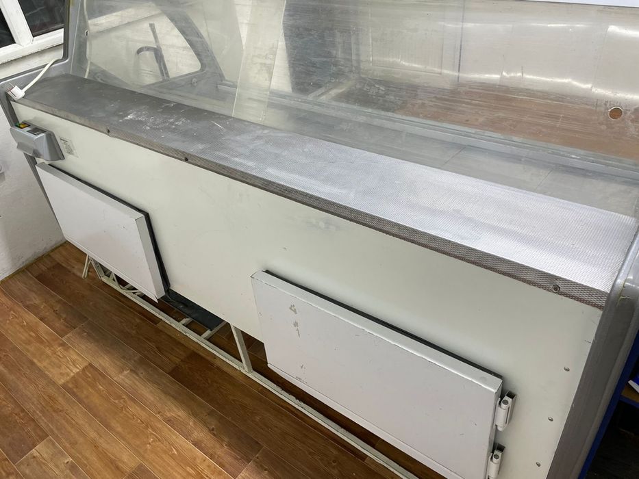 Продам два холодильника