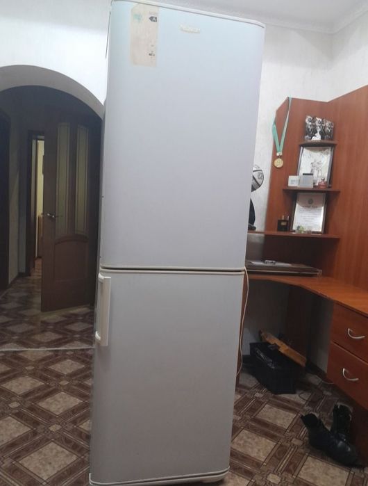 Отдам холодильник даром