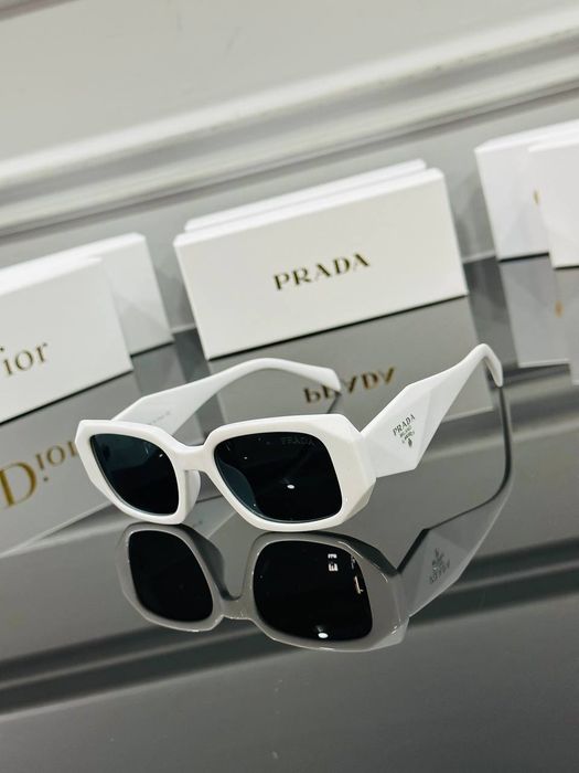 Дамски слънчеви очила различни модели