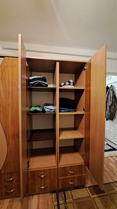 Inchiriez garsoniera