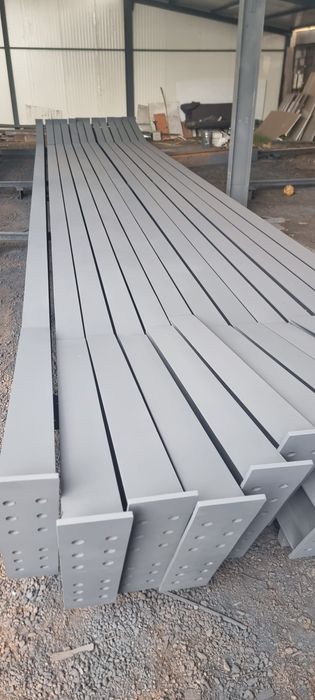 Vând structură metalică 10×20×4h