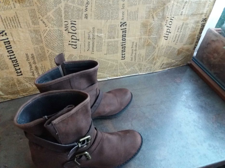 дамски ботуши,зимни обувки,боти,кубинки номер39