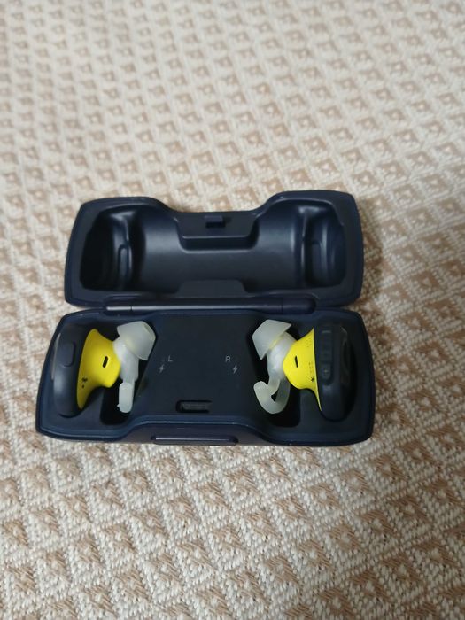 Casti BOSE SoundSport Free, True Wireless, Bluetooth