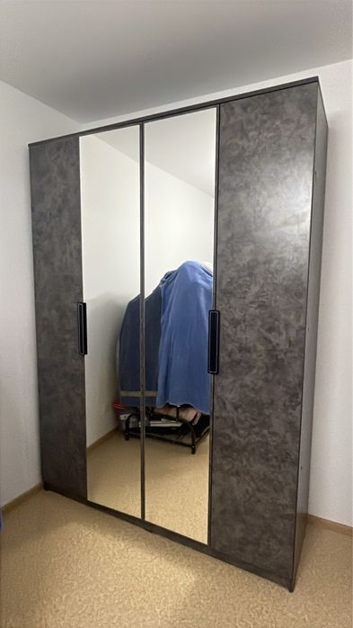 Продам шкаф в идеальном состоянии